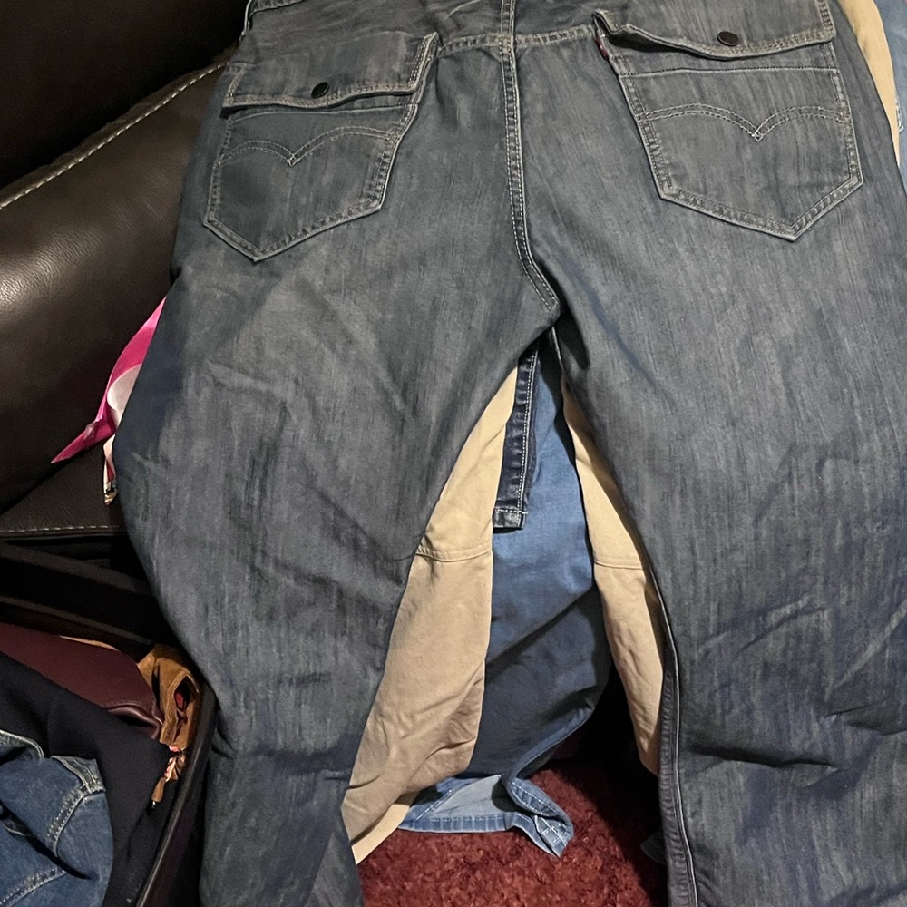 Levi's Relaxed Fit Dark Blue Jeans